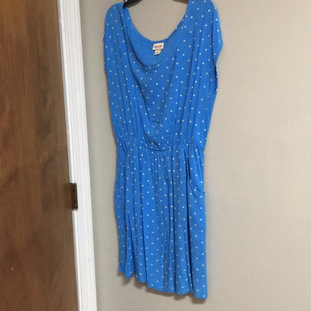 Cute Polka Dot dress with pockets